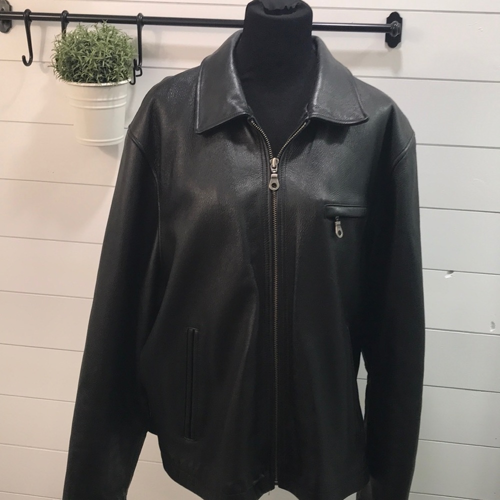 Wilsons Black Leather Jacket sz XL